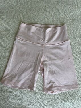 Aritzia TNA High-Waist Light Pink Women's Bike Shorts